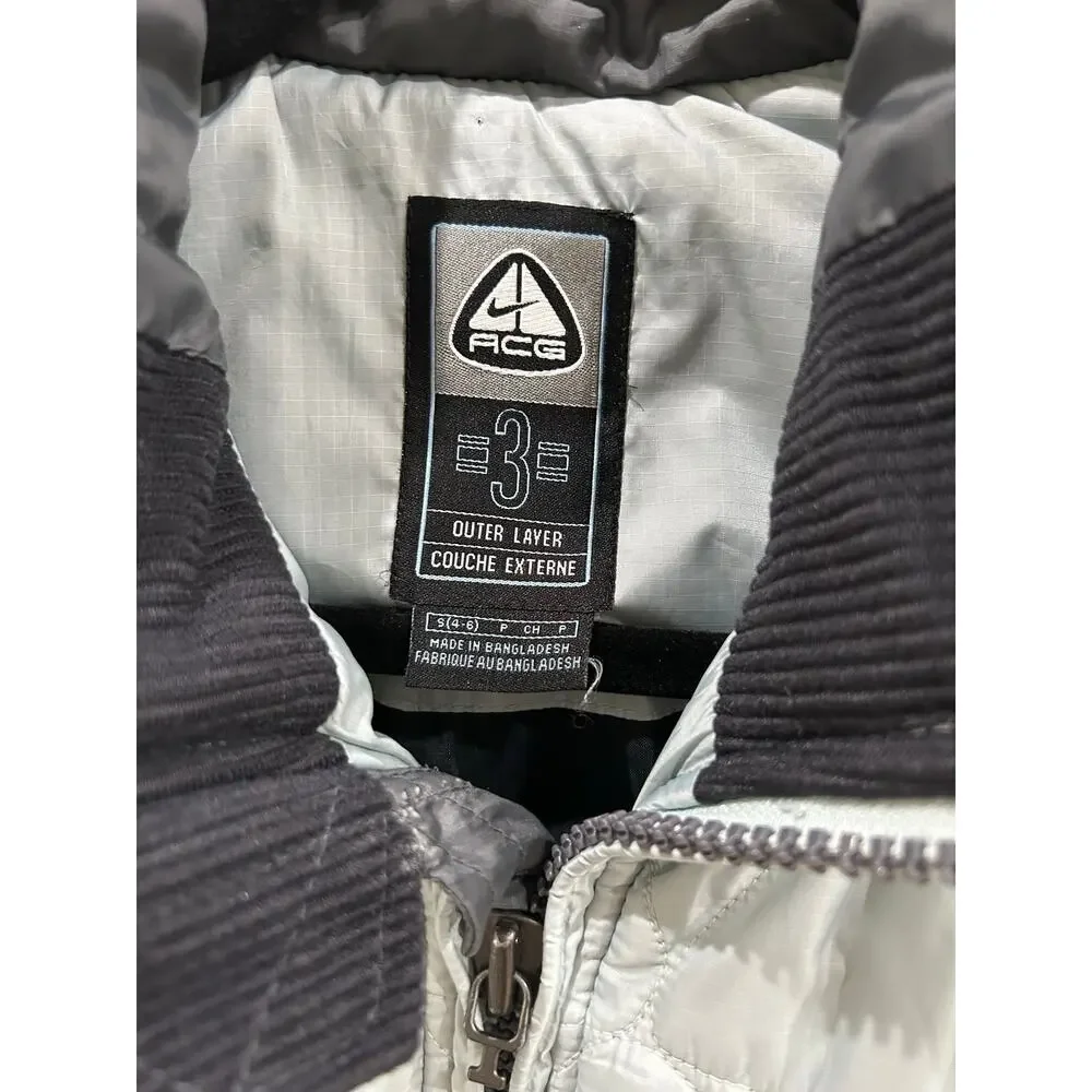 Vintage women’s 00s Nike ACG 3-1‎ Puffer Jacket - Vest Outdoor life Size S Y2K